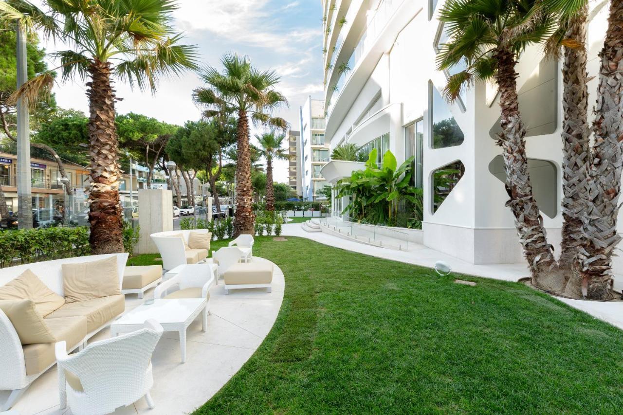 Hotel Sporting Rimini Bagian luar foto