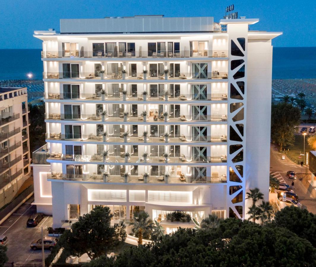 Hotel Sporting Rimini Bagian luar foto