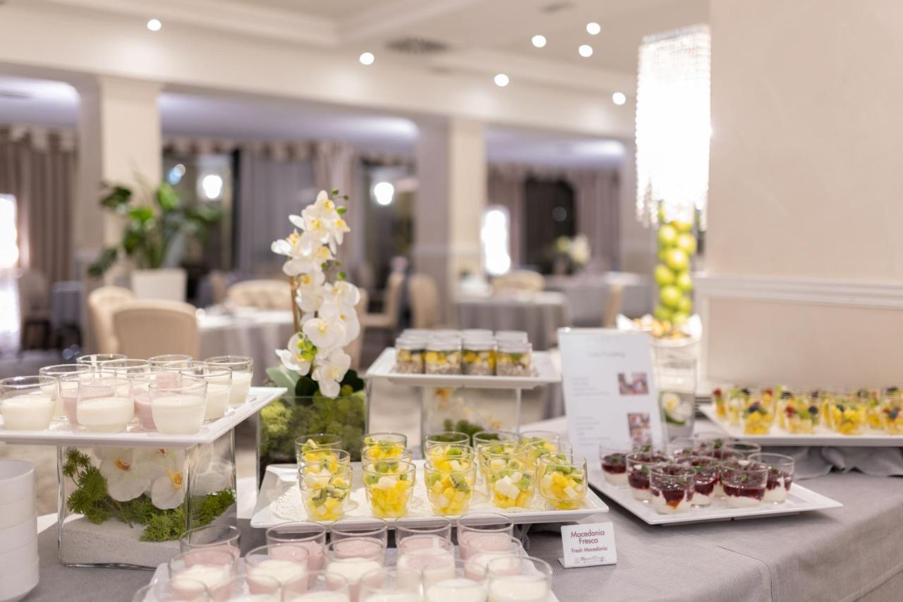 Hotel Sporting Rimini Bagian luar foto