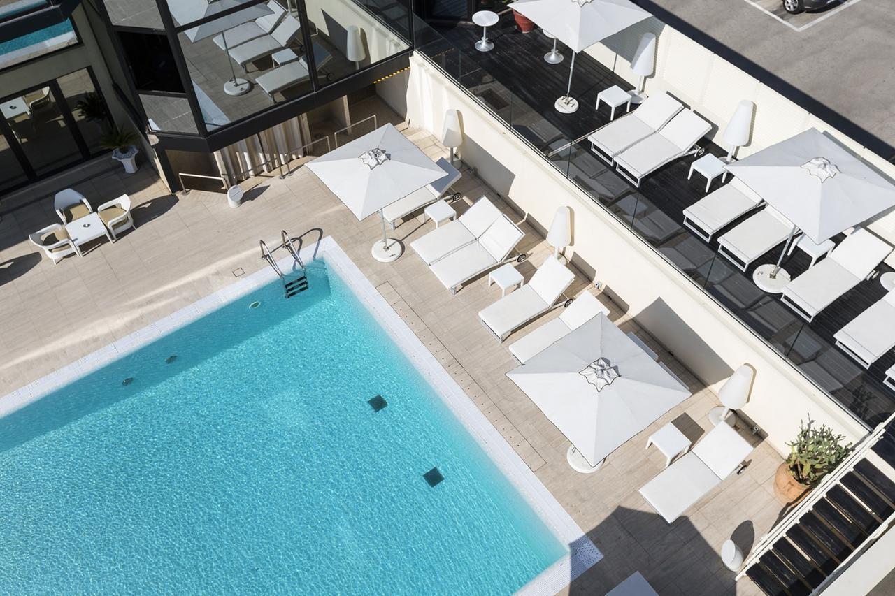 Hotel Sporting Rimini Bagian luar foto