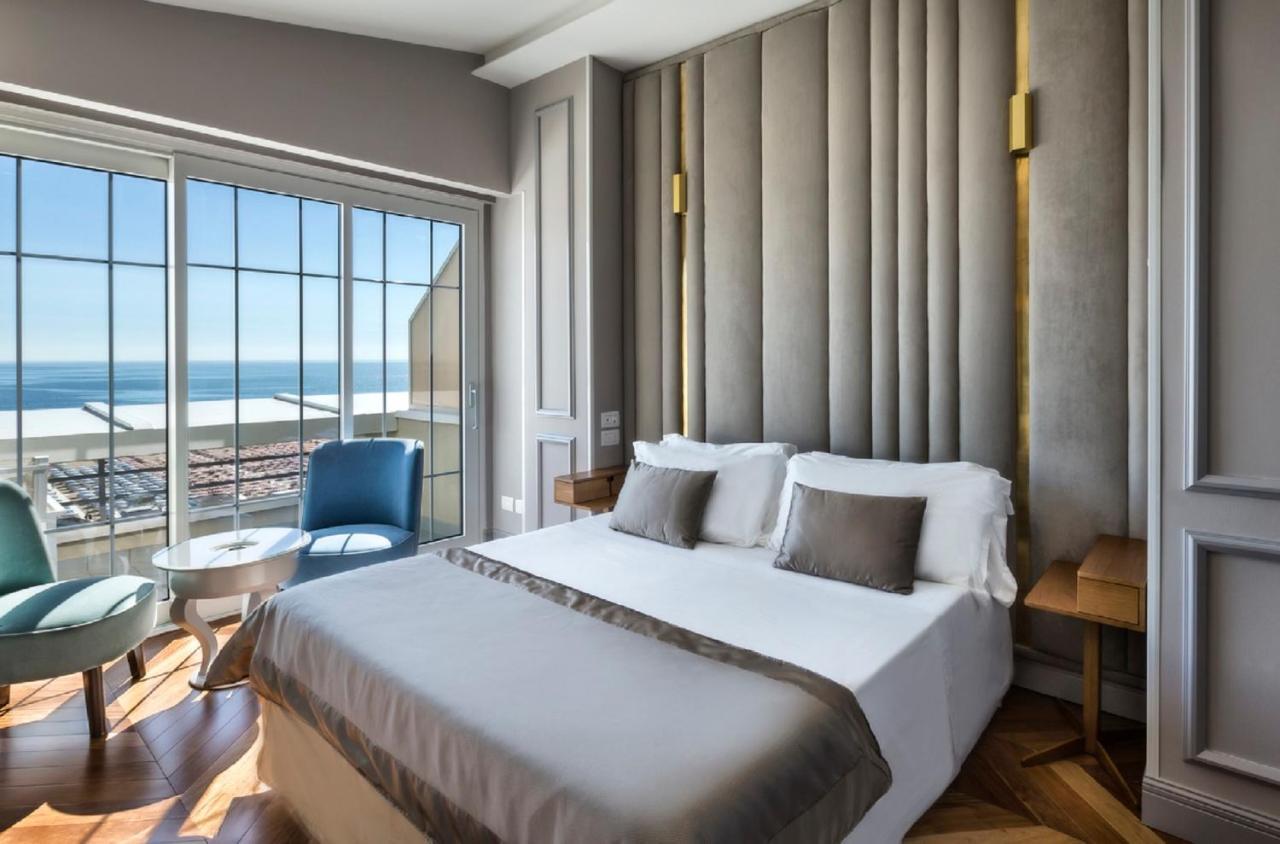 Hotel Sporting Rimini Bagian luar foto