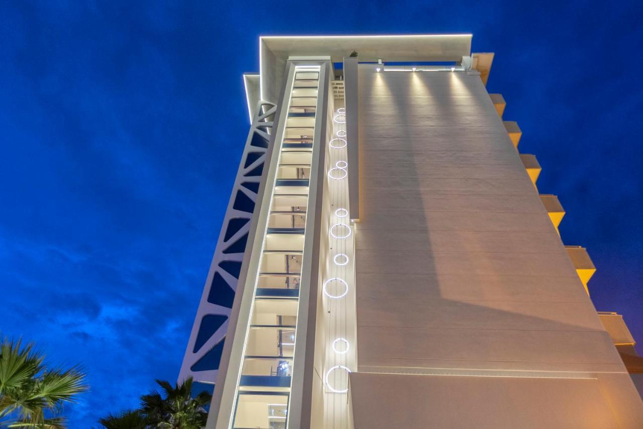 Hotel Sporting Rimini Bagian luar foto